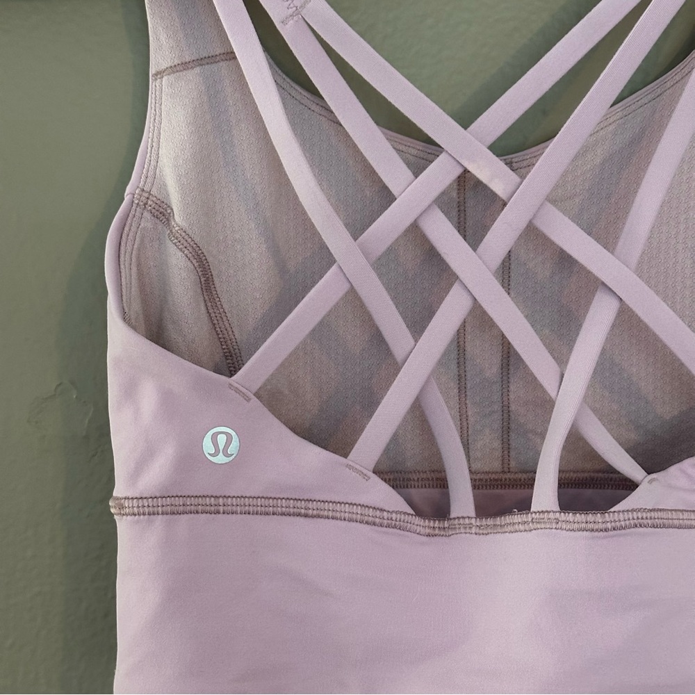 lululemon athletica Light Purple Strappy Sports Bra - Picture 4 of 4
